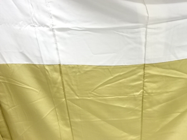  大正ロマン　幾何学模様織出し本場泥大島紬着物（割り込み絣）